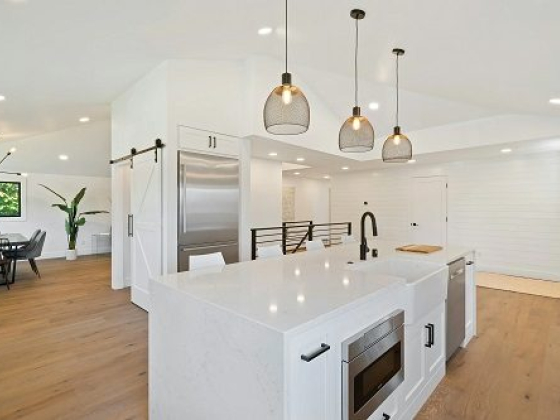 Bright, open-concept kitchen and dining area