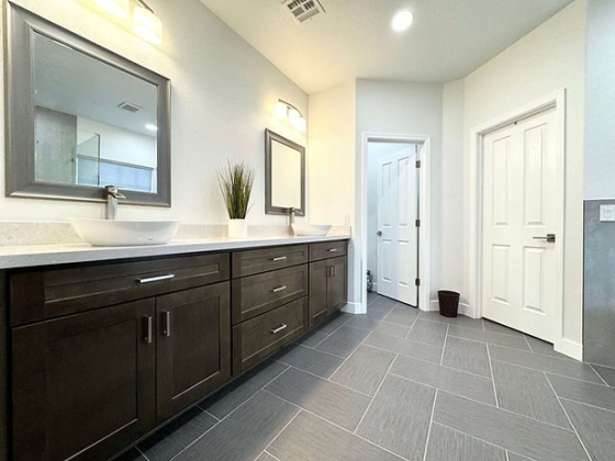 Ledezma Tile - Tile Installation & Bathroom Remodeling