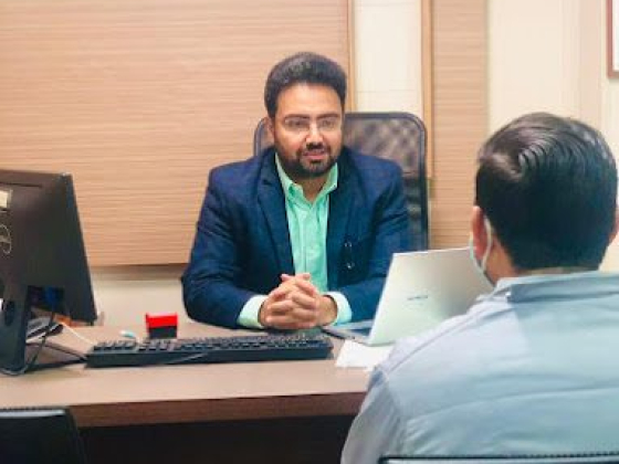 Dr. Eshaan Kaushik (PGI Chandigarh) Best ENT Surgeon, ENT Doctor and Allergy specialist in Zirakpur