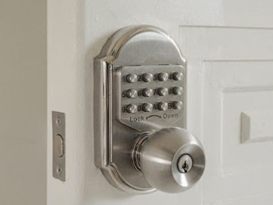 E.M.A Locksmith