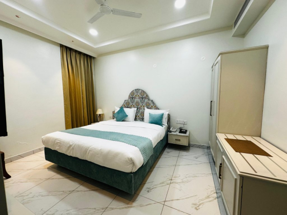 Razza Hotel - Best Hotel in Khanna City