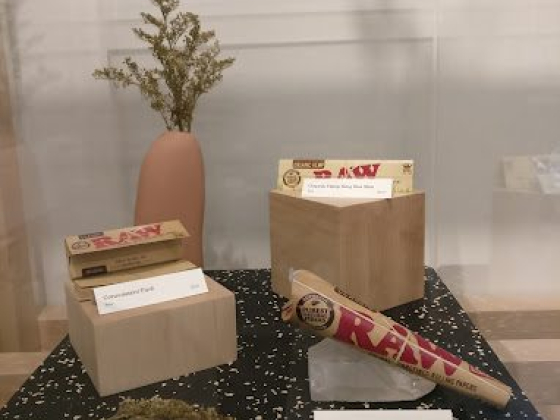 Dutch Love | Kelowna Cannabis Dispensary