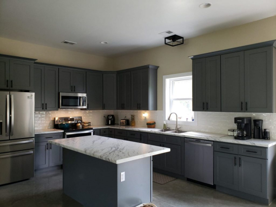 Discount Custom Cabinets