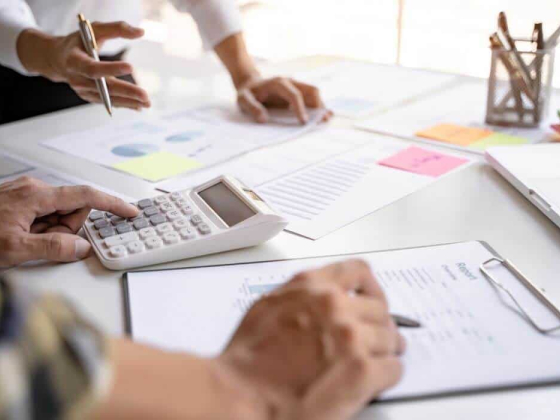 4 Reasons to Hire an Accounting Firm Instead of an In-House Accountant