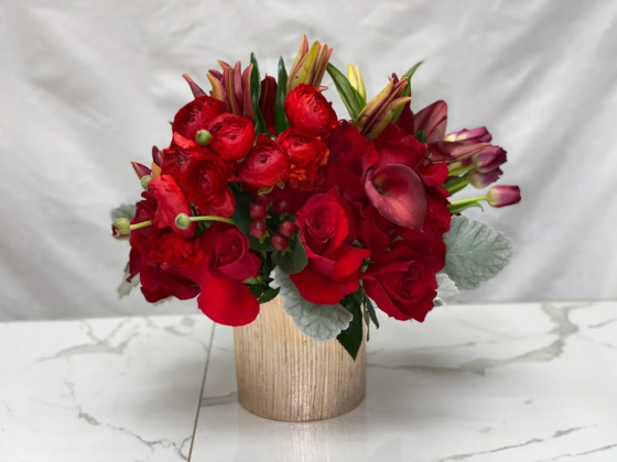 Tina’s Flower & Gift Shop