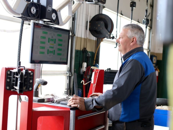 Hemlock Auto & Alignment