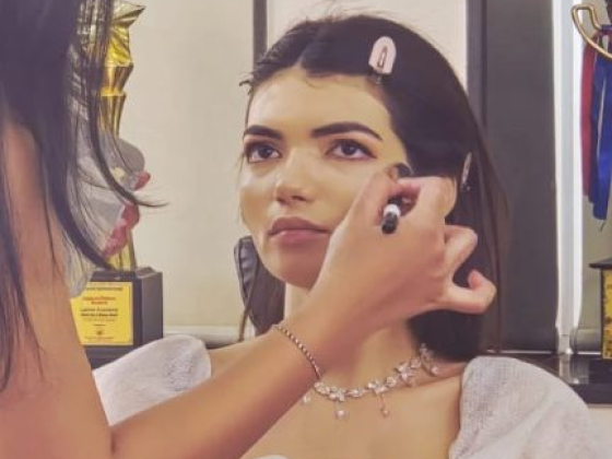 Lakme Academy Bandra, Powered by Aptech:-Makeup Course in Bandra