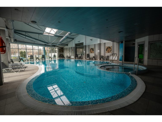 Diplomat Plaza Hotel & Resort