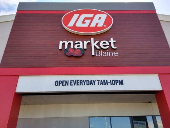 IGA Market Blaine